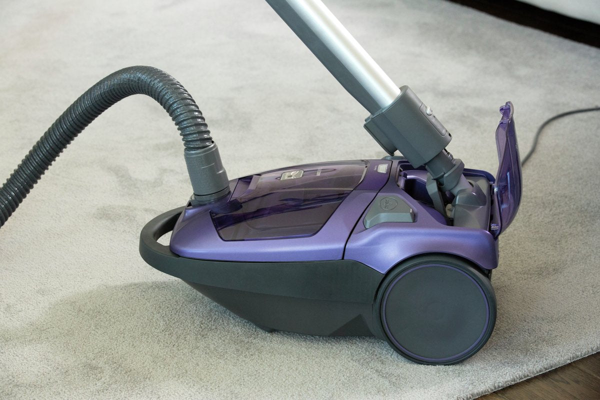 Kenmore 81414 Canister Vacuum – Red