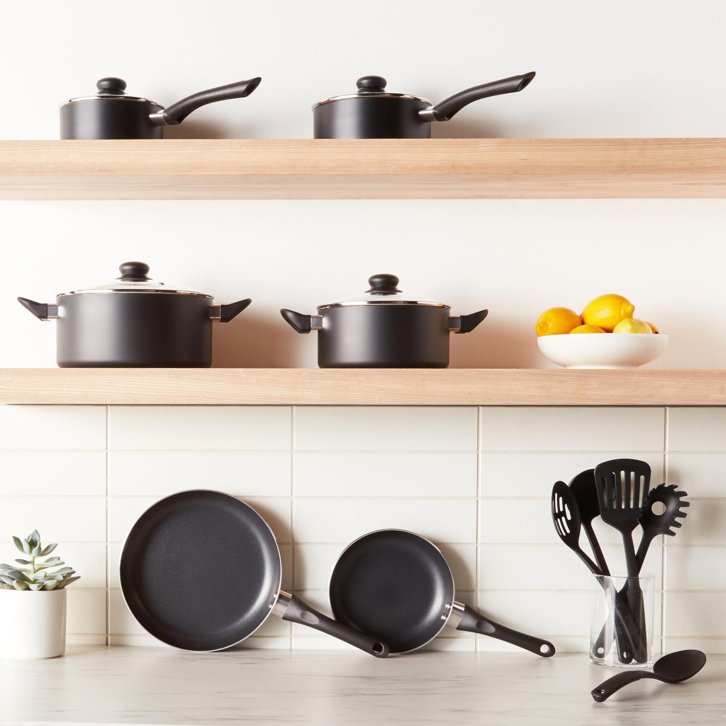 Amazon Basics 3-Pc Nonstick Pan Set