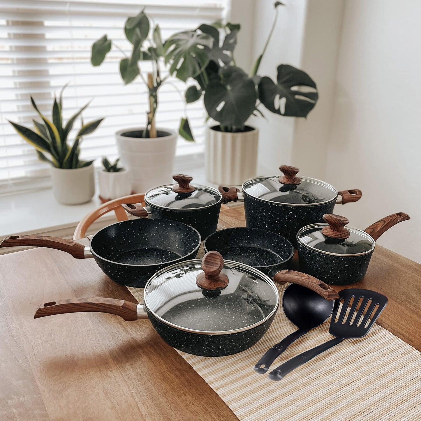 MAISON ARTS 12-Pc Cookware Set