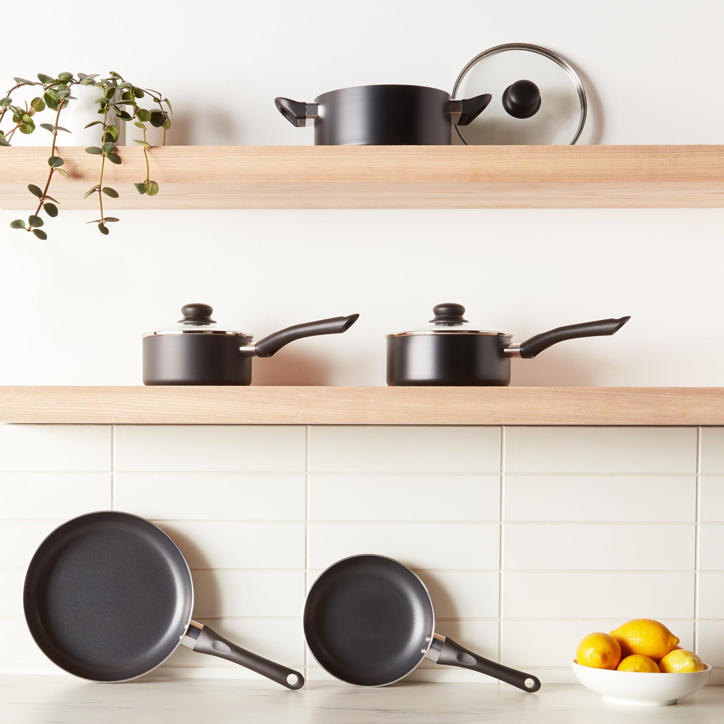 Amazon Basics 3-Pc Nonstick Pan Set