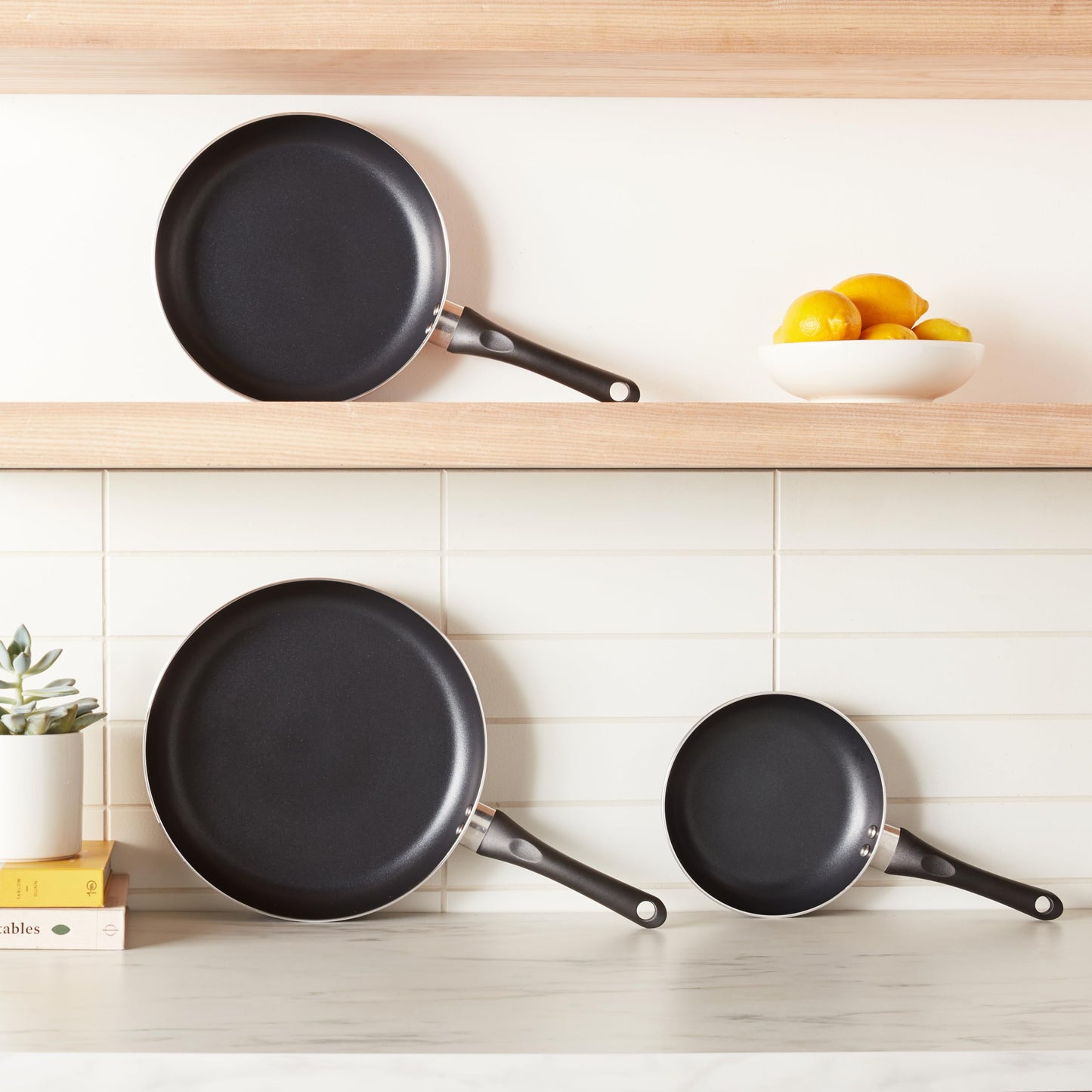 Amazon Basics 3-Pc Nonstick Pan Set