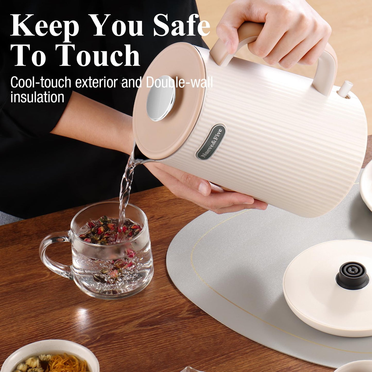 1.7L Electric Kettle – Nueve\&Five